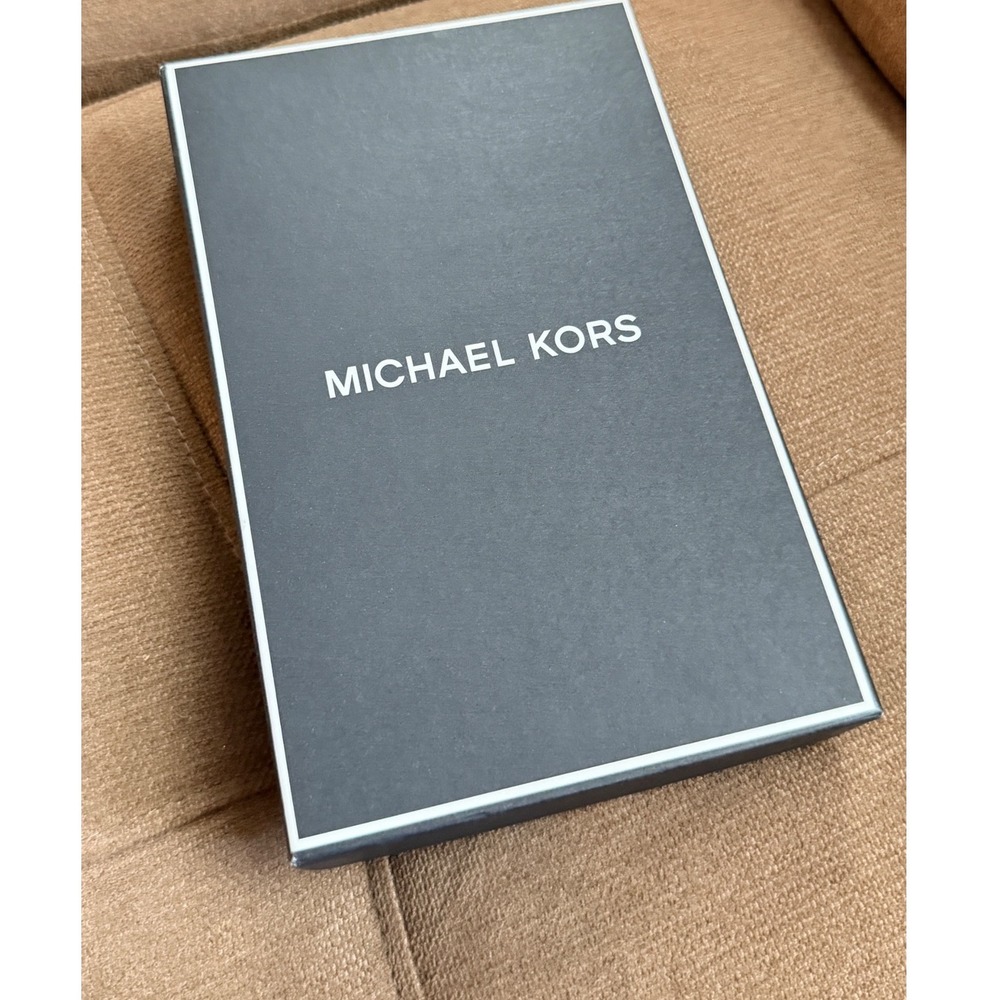 Michael Kors Mens 4-in-1 Casual Belt Box Set Reversible Black Brown 36H9LBLY4L - Picture 9 of 10